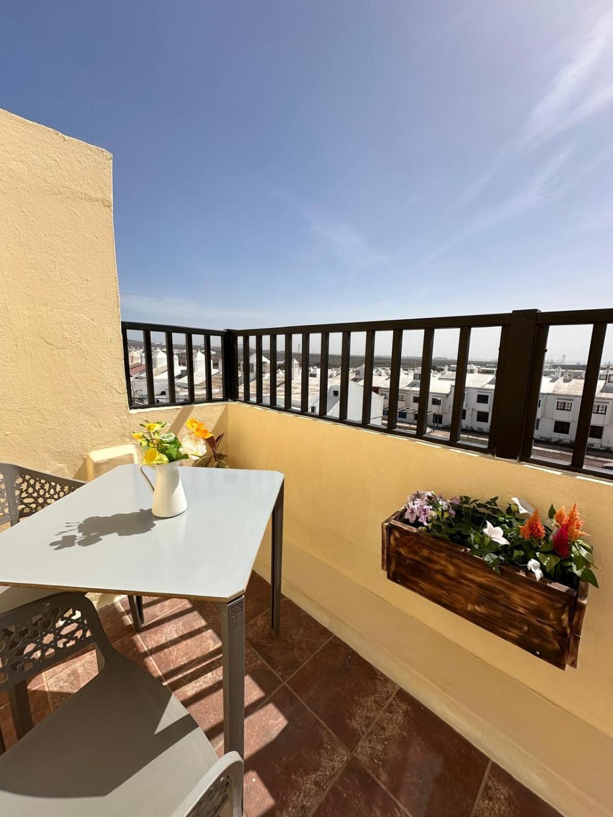 Nahmar Apartamento Arrecife  Exteriör bild