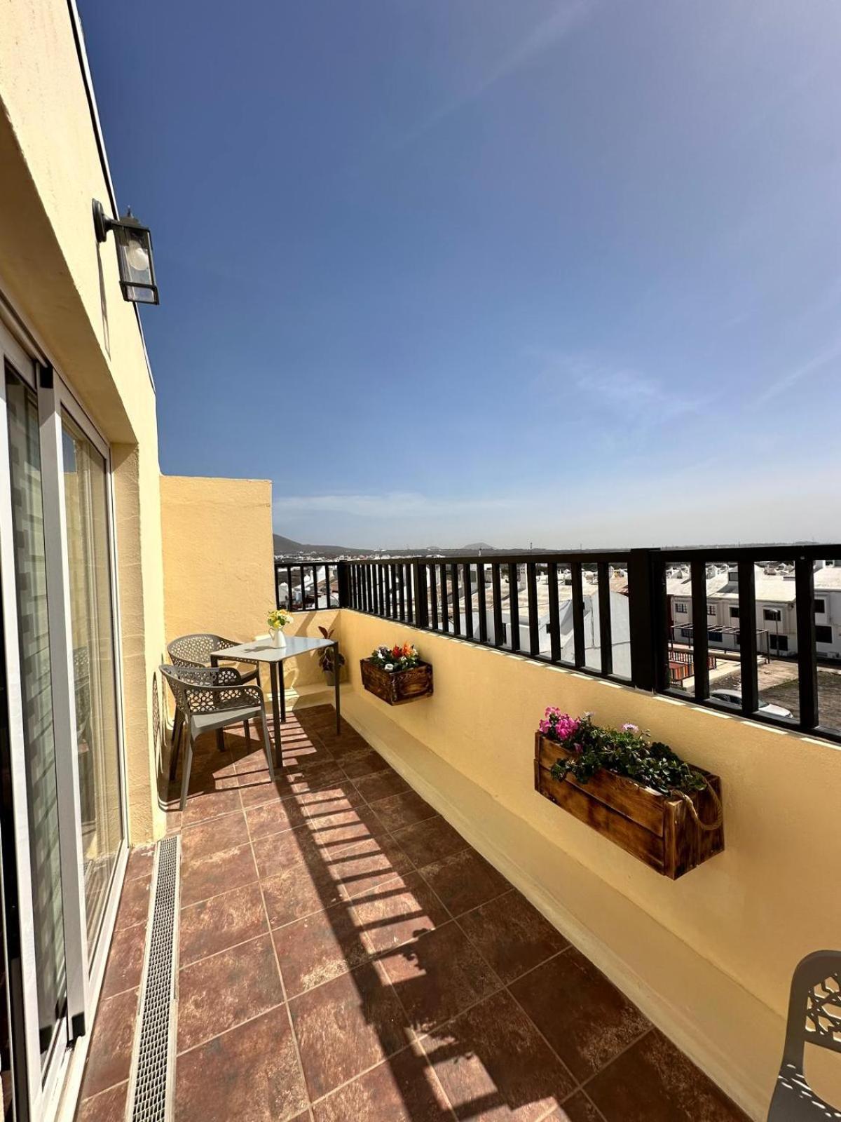 Nahmar Apartamento Arrecife  Exteriör bild
